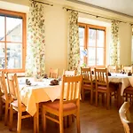 Dobersbergerhof Hotel *